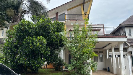 Di Bawah Harga Pasar Rumah Kokoh 2 Lantai,  Siap Huni  di Kota Wisata Cibubur 