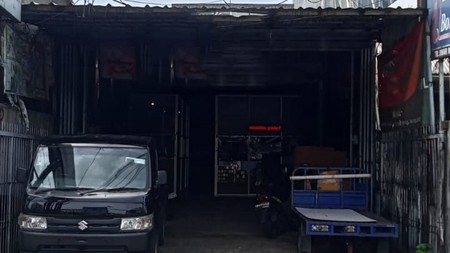 Gudang Lokasi Strategis Pinggir Jalan di Jakarta Selatan