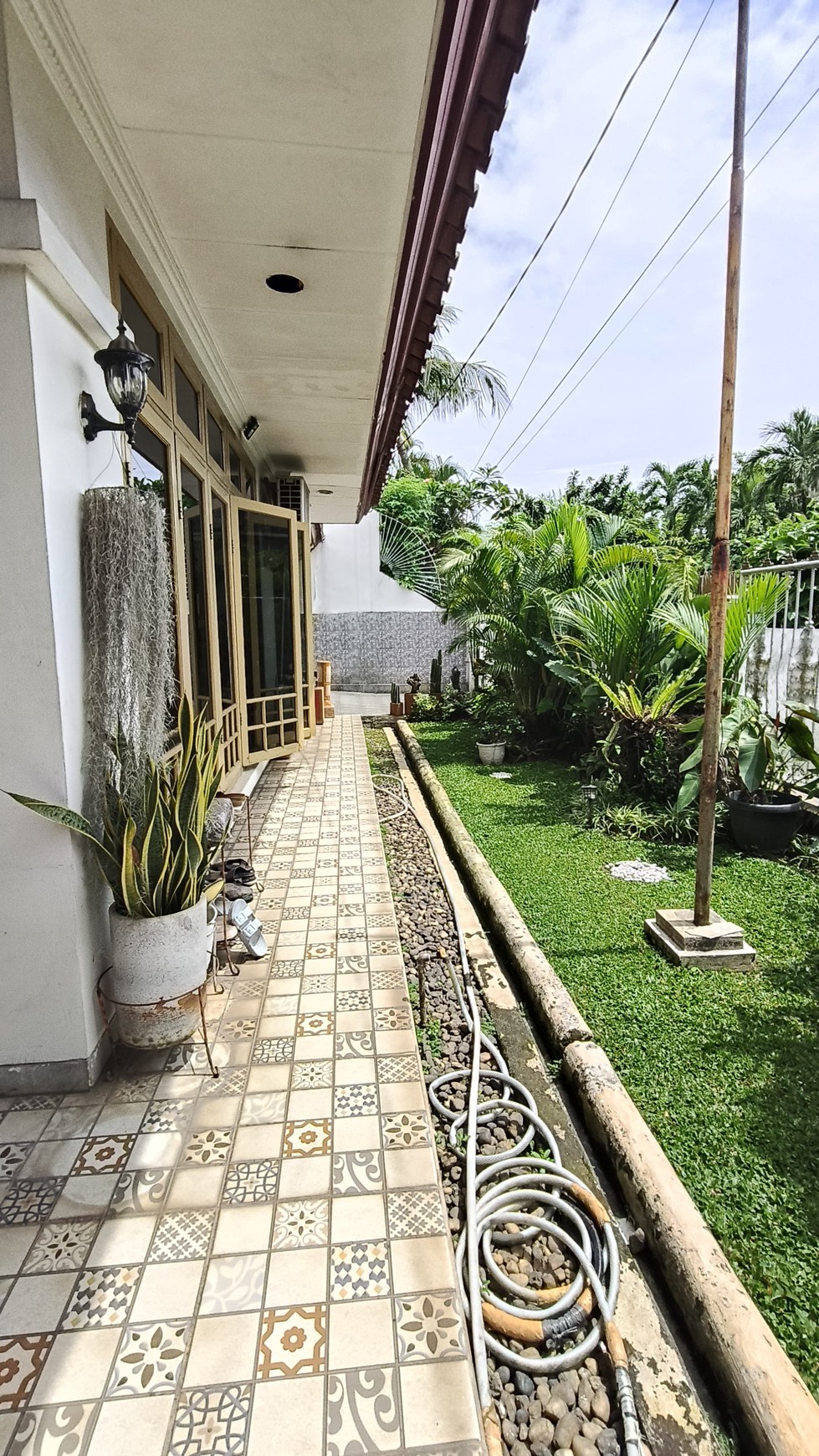 Rumah Hitung Tanah Area Cipete