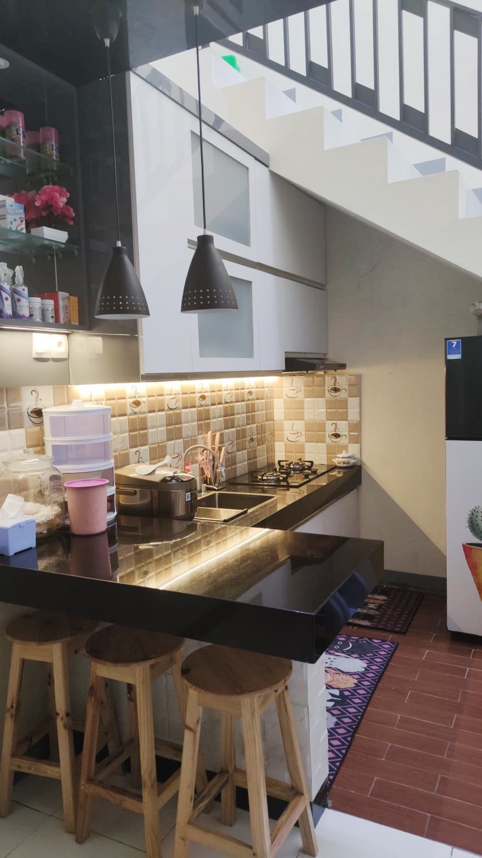 Rumah Hitung Tanah Area Cipete