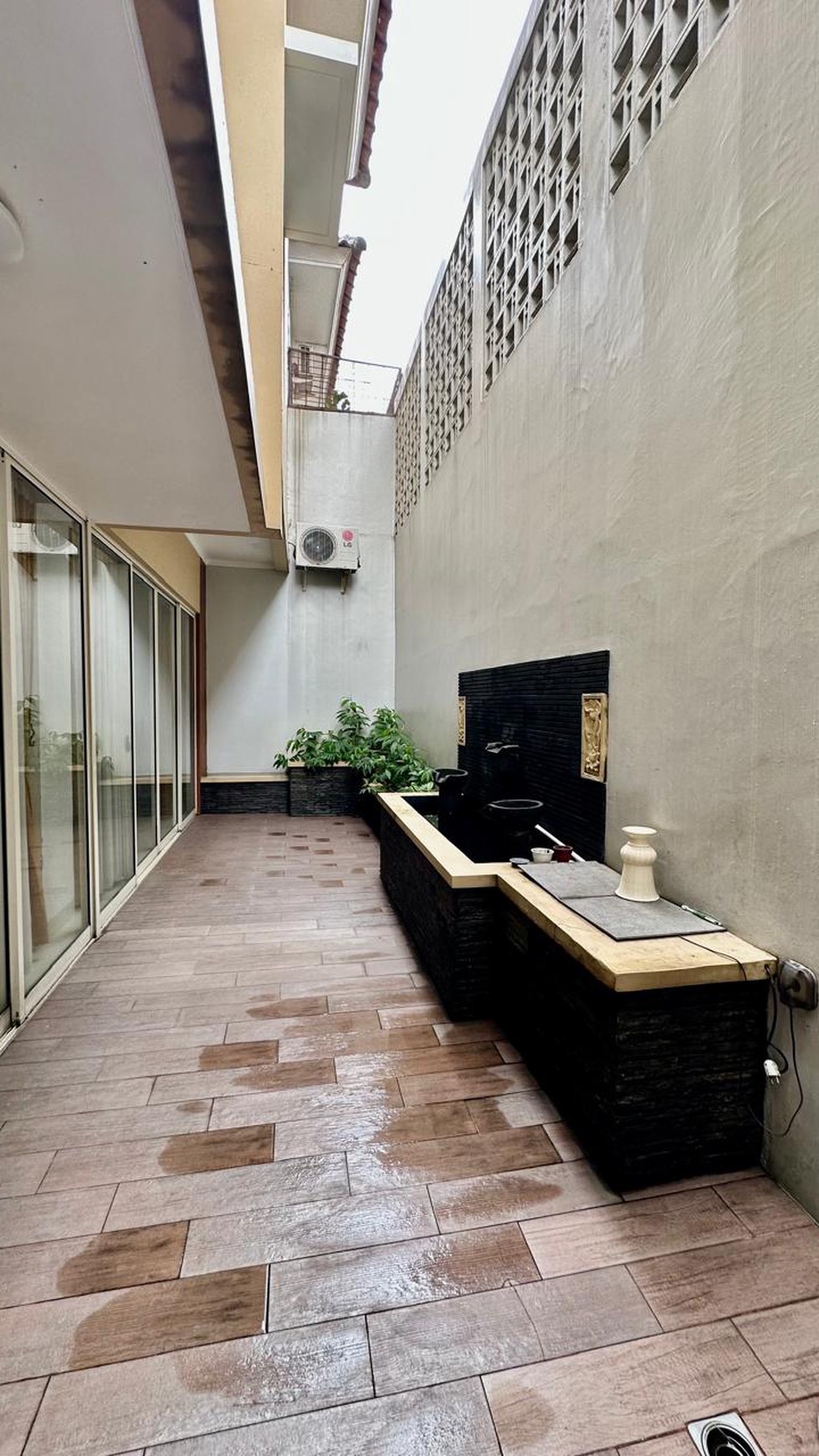 Rumah Hitung Tanah Area Cipete