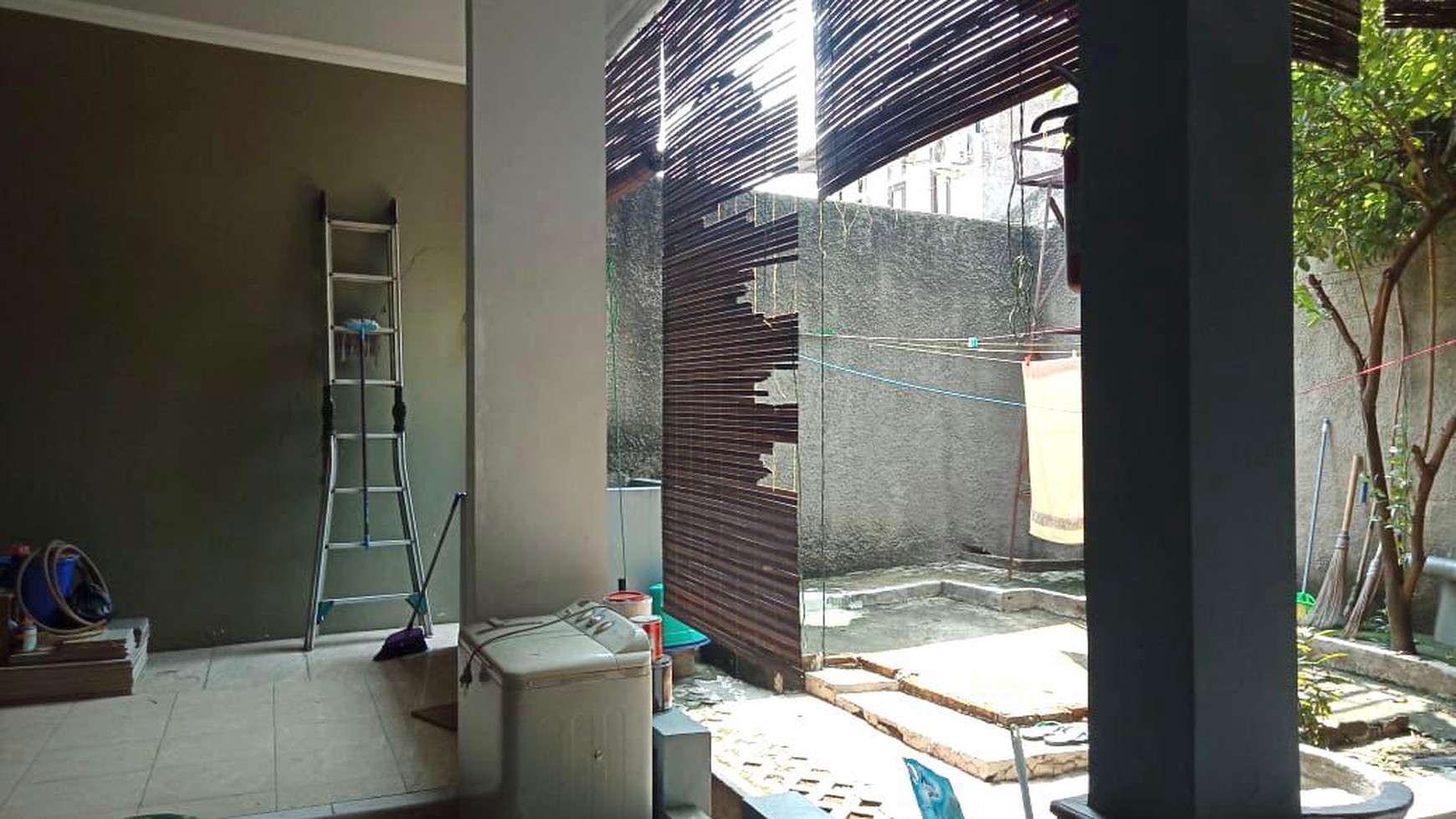 Rumah Hitung Tanah Area Cipete