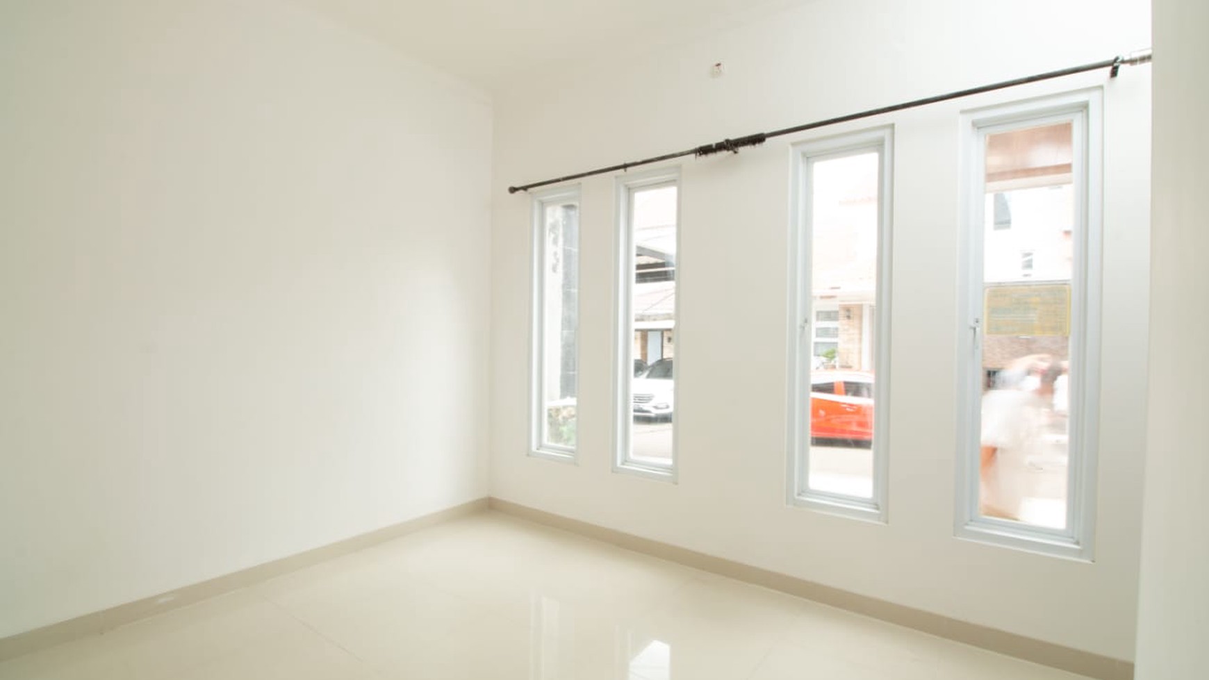 Dijual rumah hunian di Taman permata parahyangan 7 Lippo Karawaci Tangerang