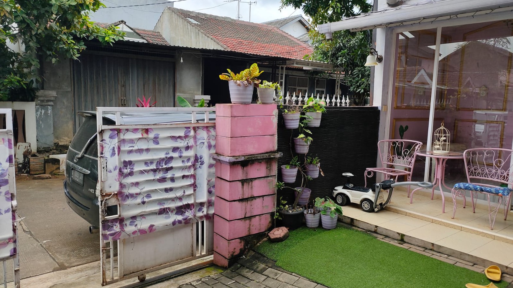 Dijual murah rumah di Perum 3 JL. Mataram Karawaci Tangerang