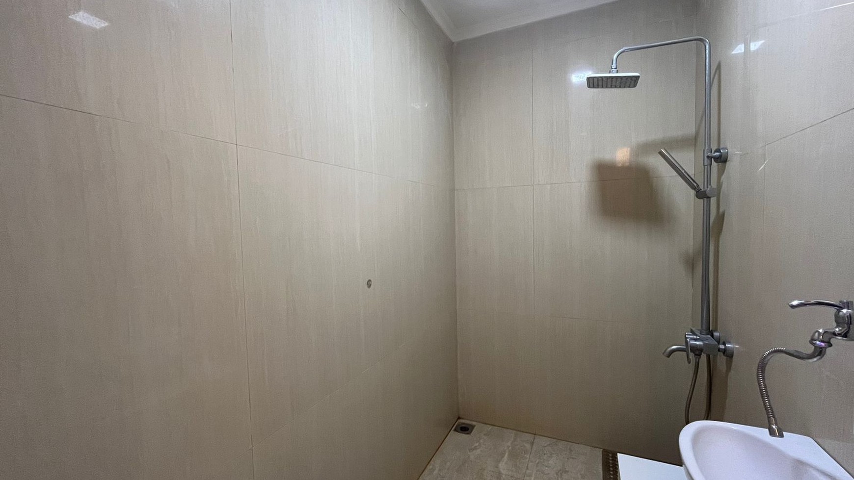 Rumah siap huni,lokasi oke di Bintaro Jaya 2