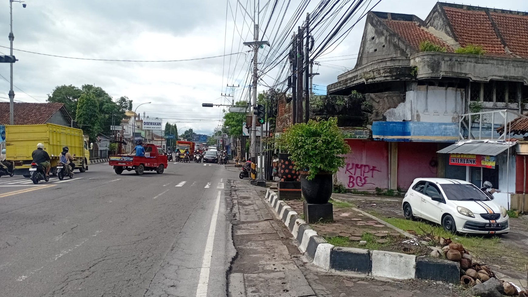 Tanah & Bangunan Cocok Untuk Usaha Lokasi Strategis Di Magelang Utara