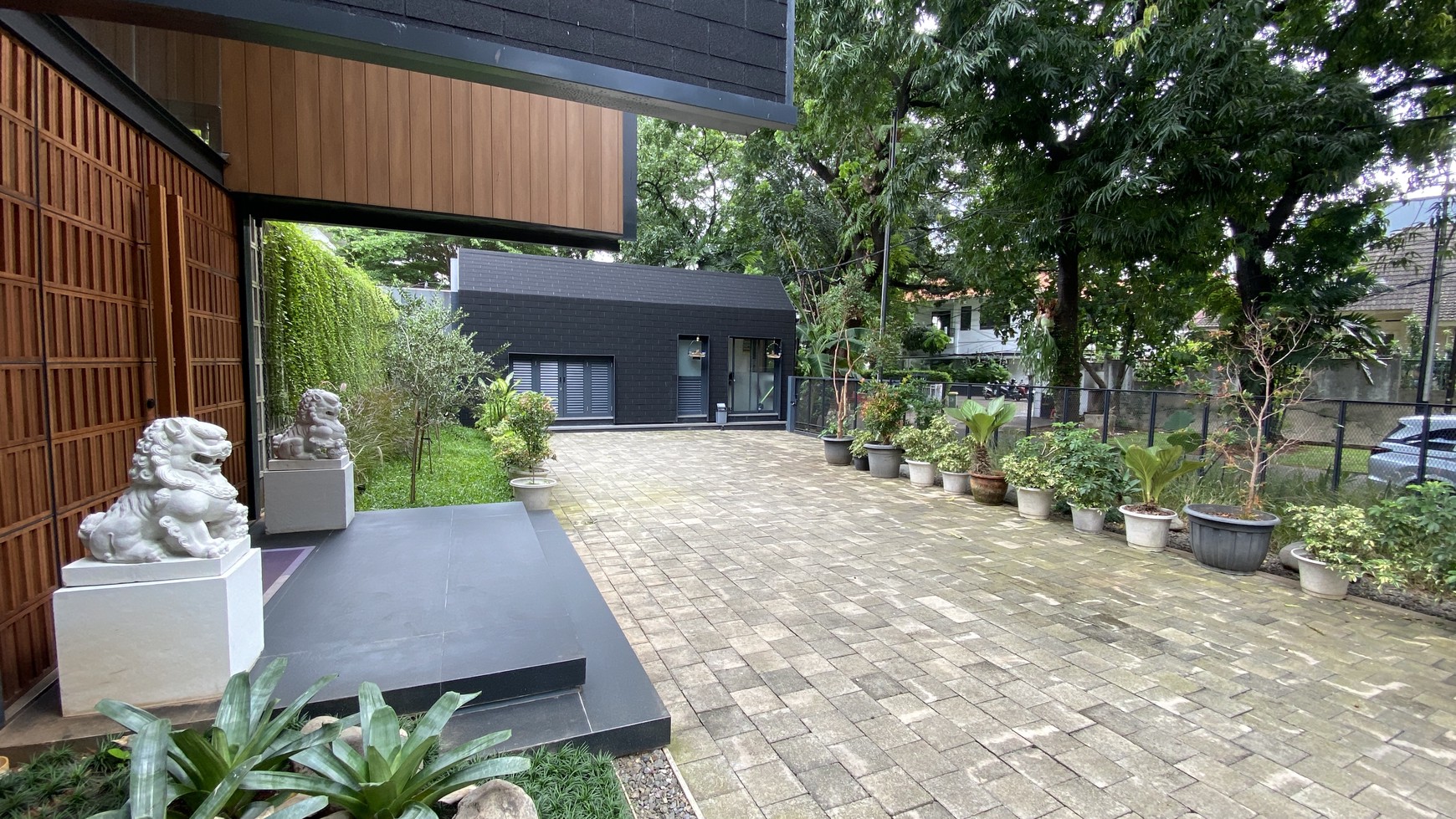 BRAND NEW HOUSE DI BRAWIJAYA, KEBAYORAN BARU, JAKARTA SELATAN