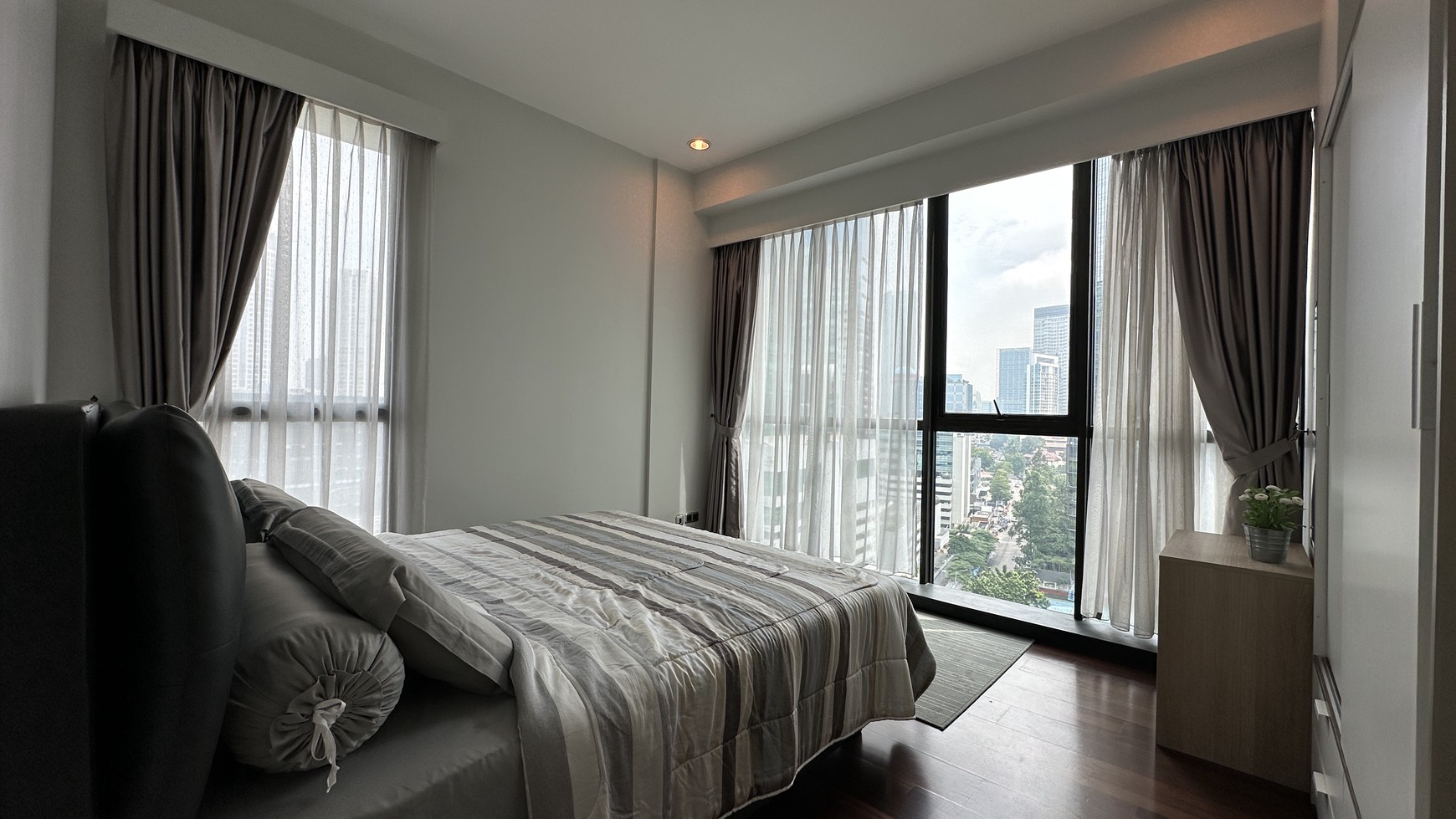 DIJUAL Apartemen Setiabudi Residence 2BR - Karet Kuningan Jakarta Selatan