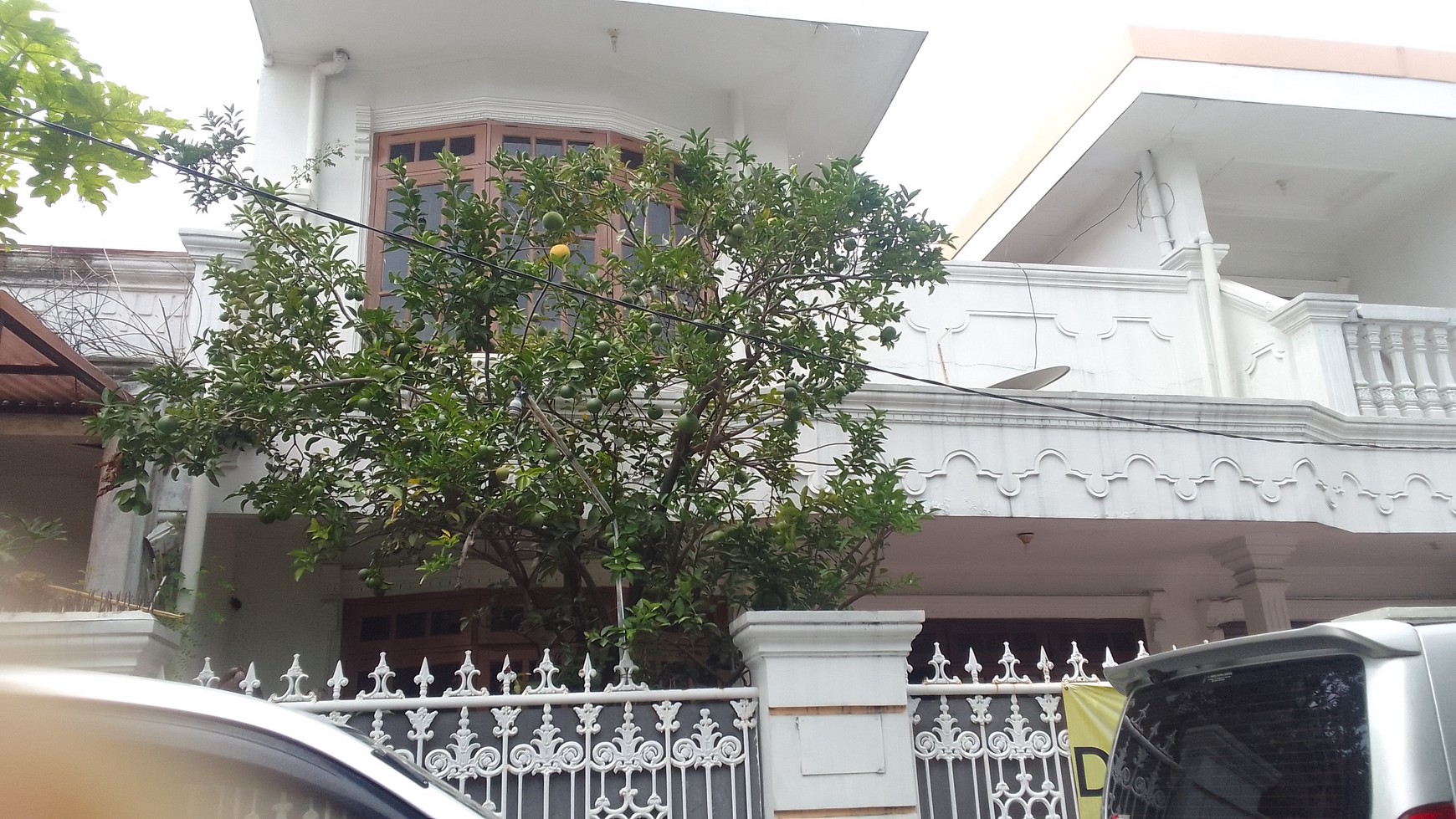 Rumah Strategis 2 Lantai Di Tebet Utara Dengan Jalan 2 Mobil Lega, Hanya 3 Menit Jalan Kaki ke Jl. Abdullah Syafei Dan Jl. Tebet Raya