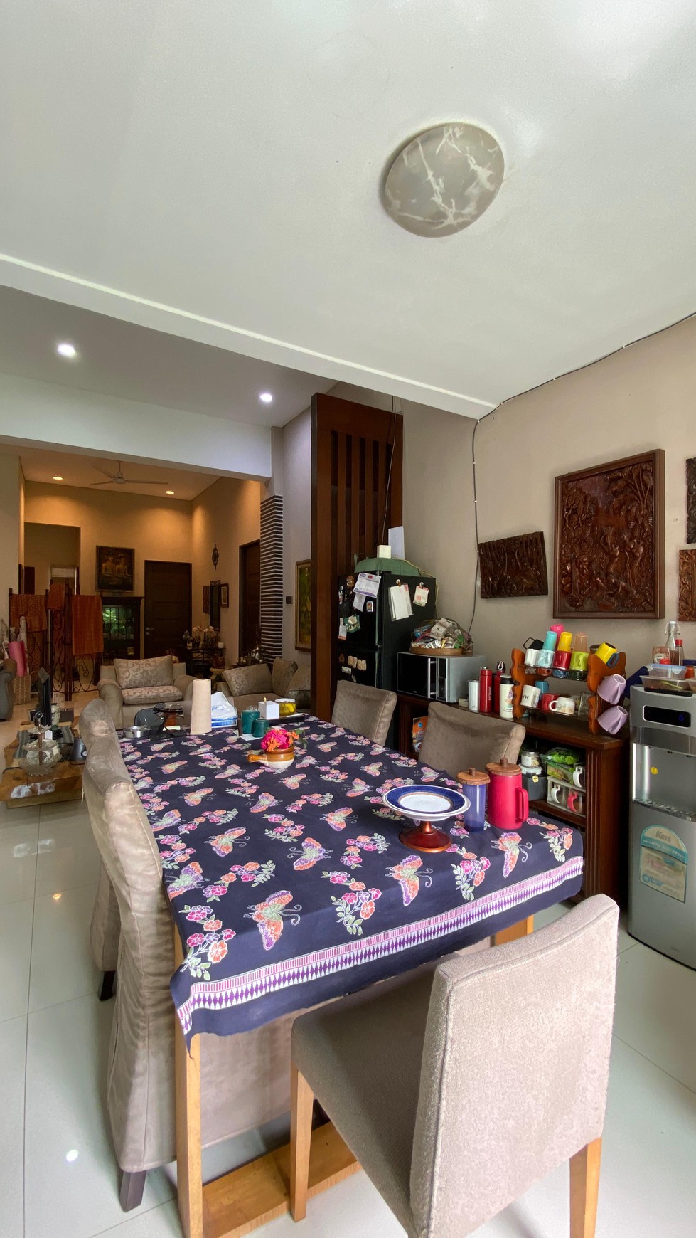 Rumah Halaman Luas Ada Paviliun Selangkah ke Mal Cinere