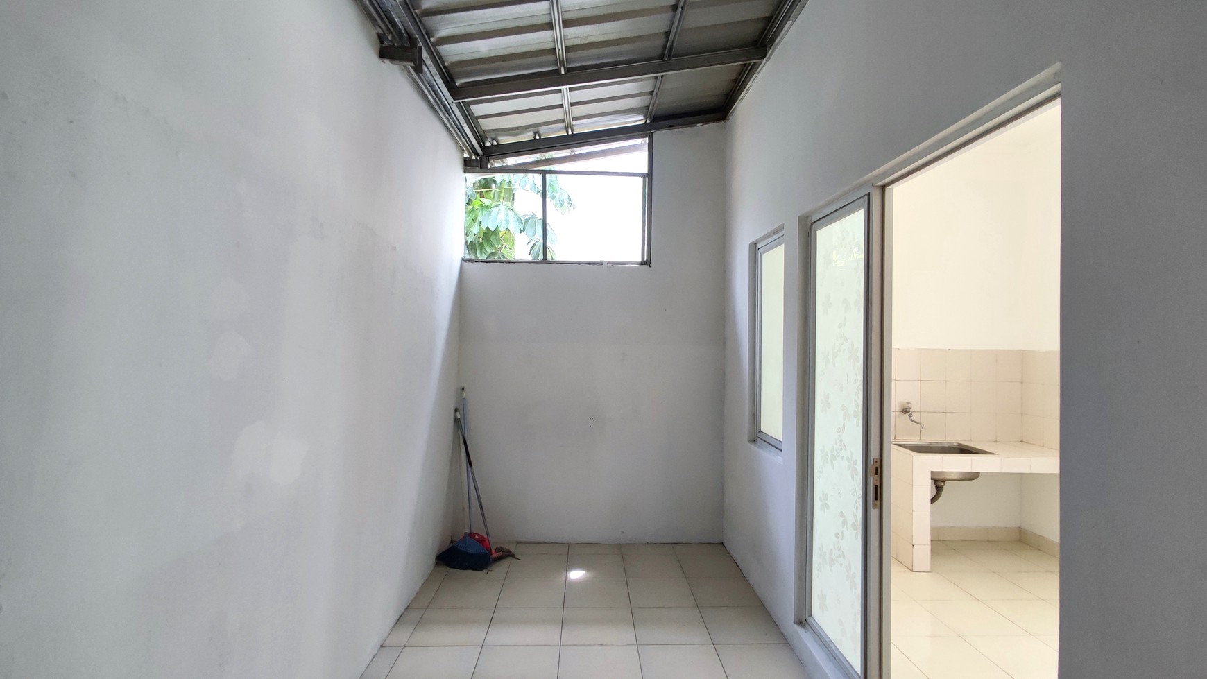 Flash Sale. Rumah bagus Serpong Lagoon Pelican, Muncul