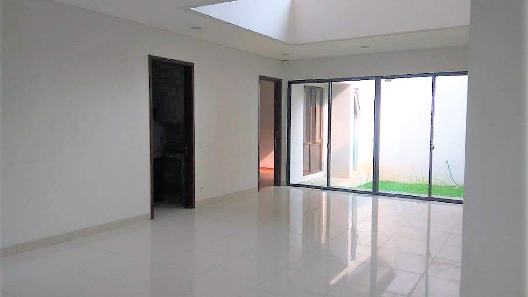 Rumah mewah Eminent Prestigia, BSD