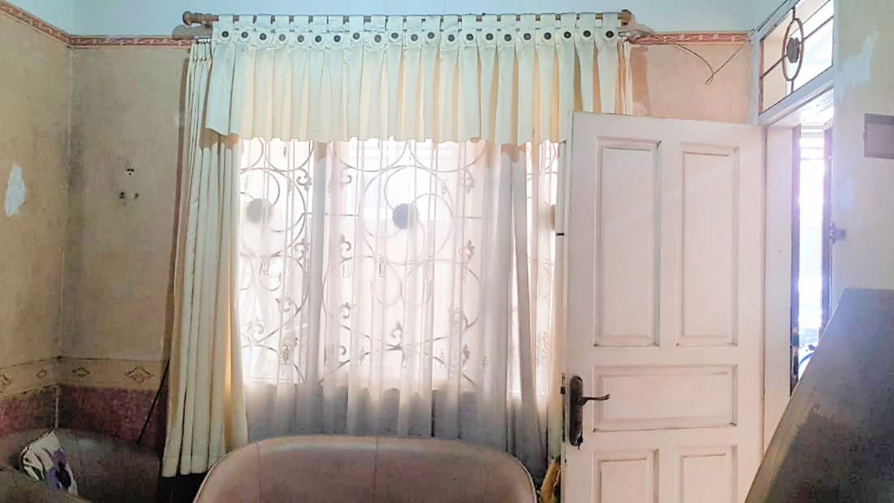 Rumah Bagus Di Perum Buana Gardenia, Jl Megah Buana Pinang Tangerang