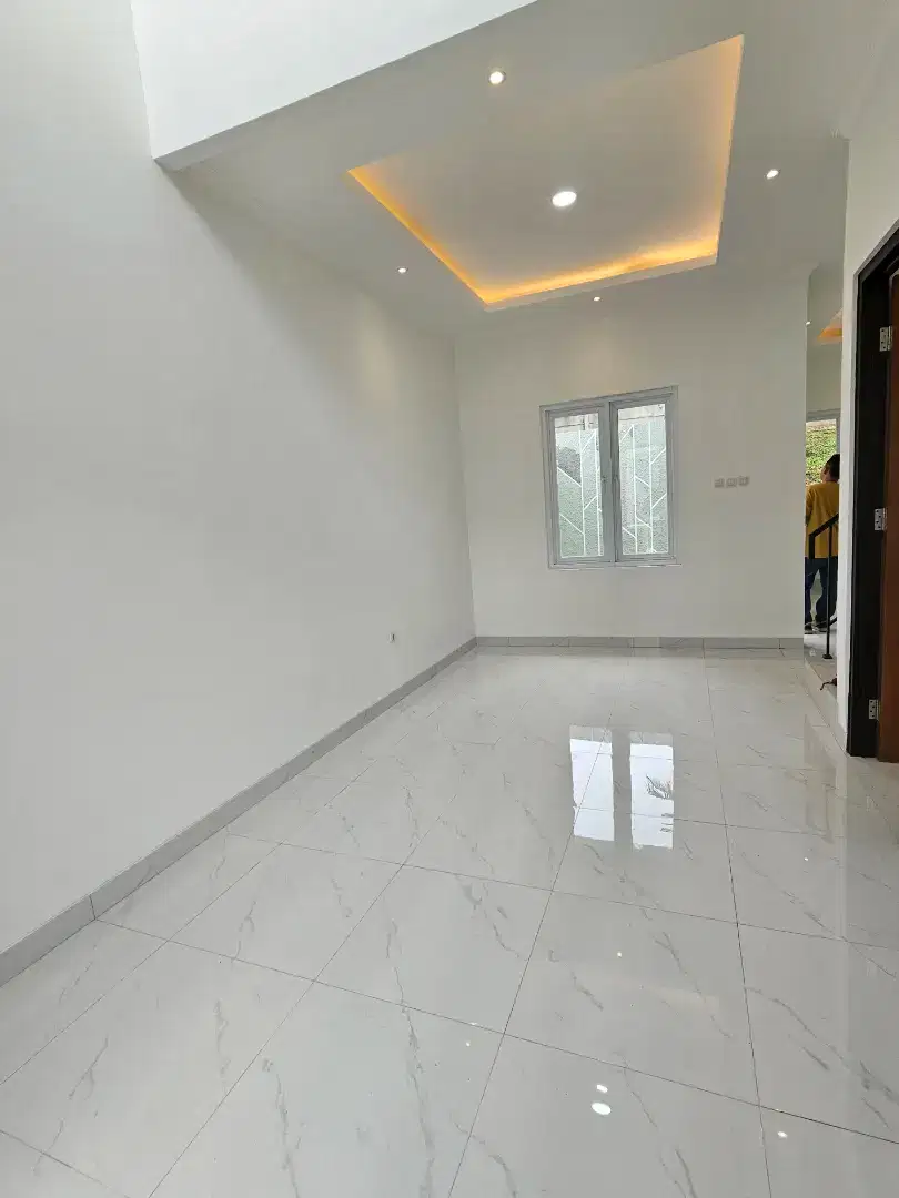 Jarang Ada. Rumah brand new di Vanya Park Azura, BSD