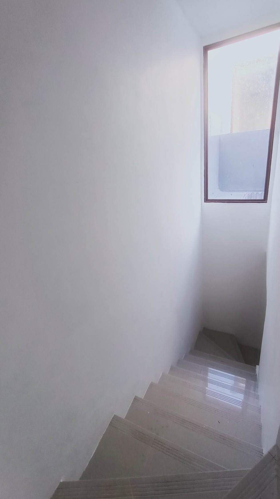 Rumah Modern di graha Bintaro Hunian Nyaman dan Strategis
