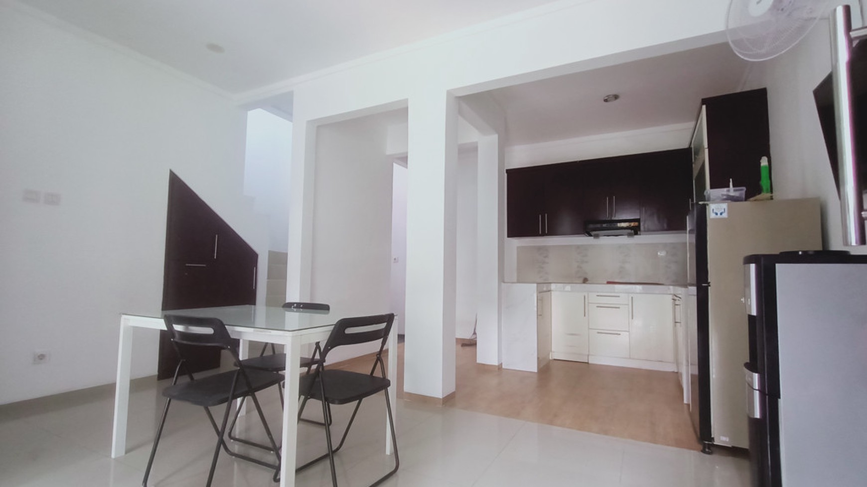 Rumah Modern di graha Bintaro Hunian Nyaman dan Strategis