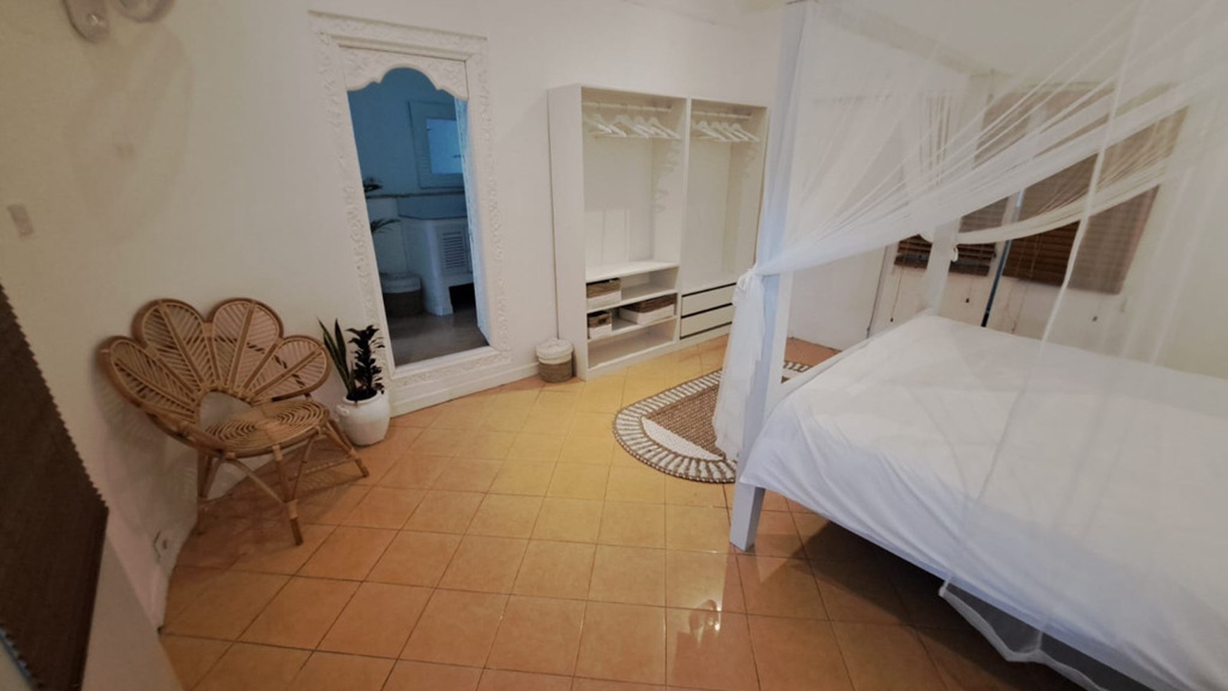 For Annual Rental - Villa 3 bedrooms with green garden close to Umalas