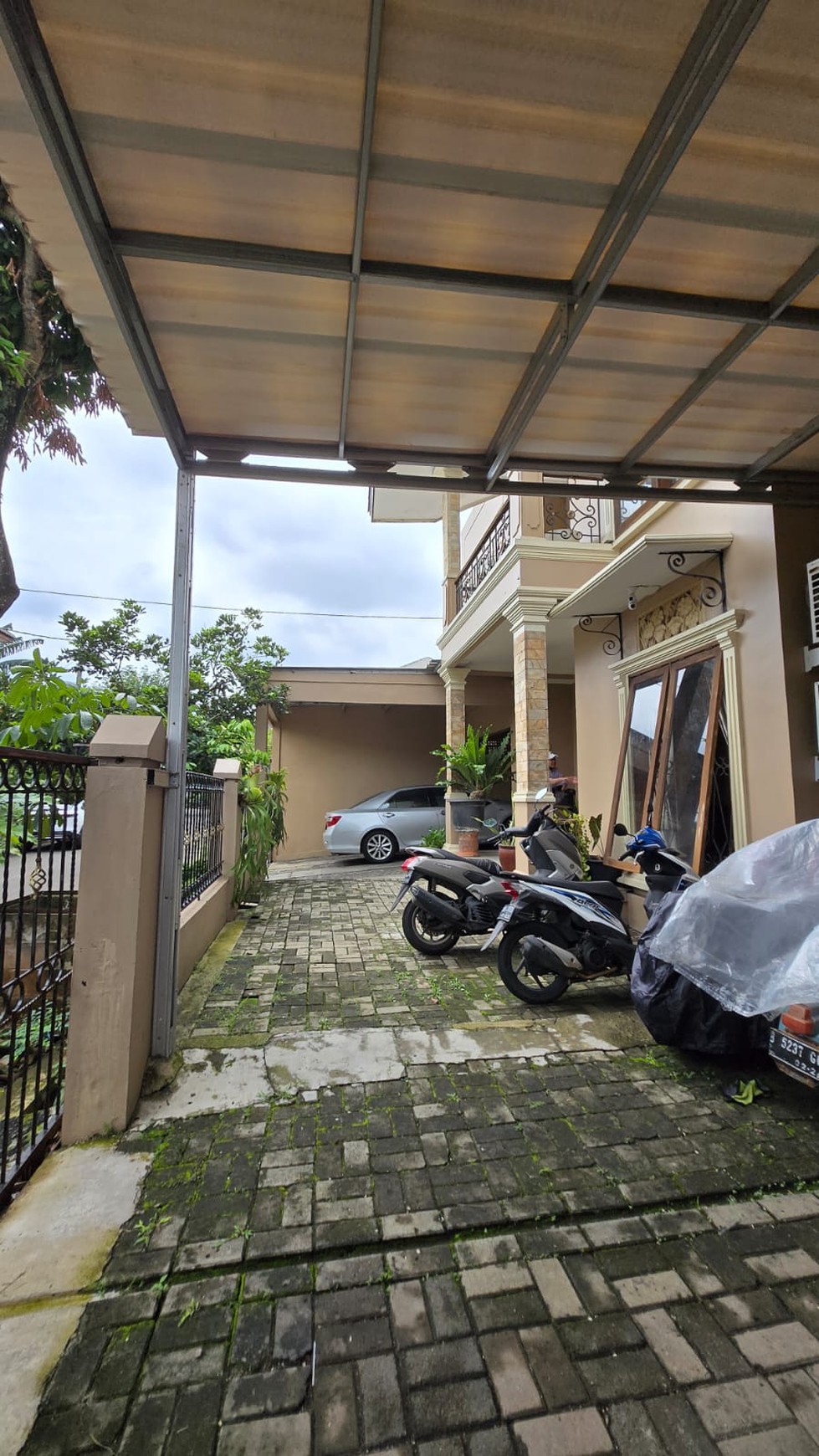 Rumah Hitung Tanah Area Cipete