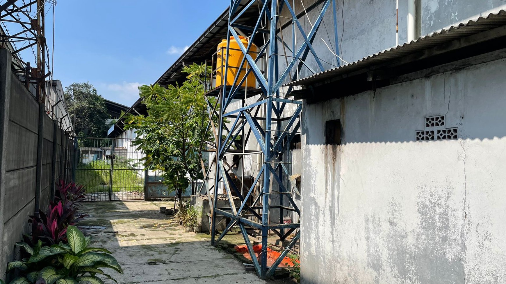 Dijual Pabrik Cikupamas Luas Tanah 1 Hektar Siap Pakai