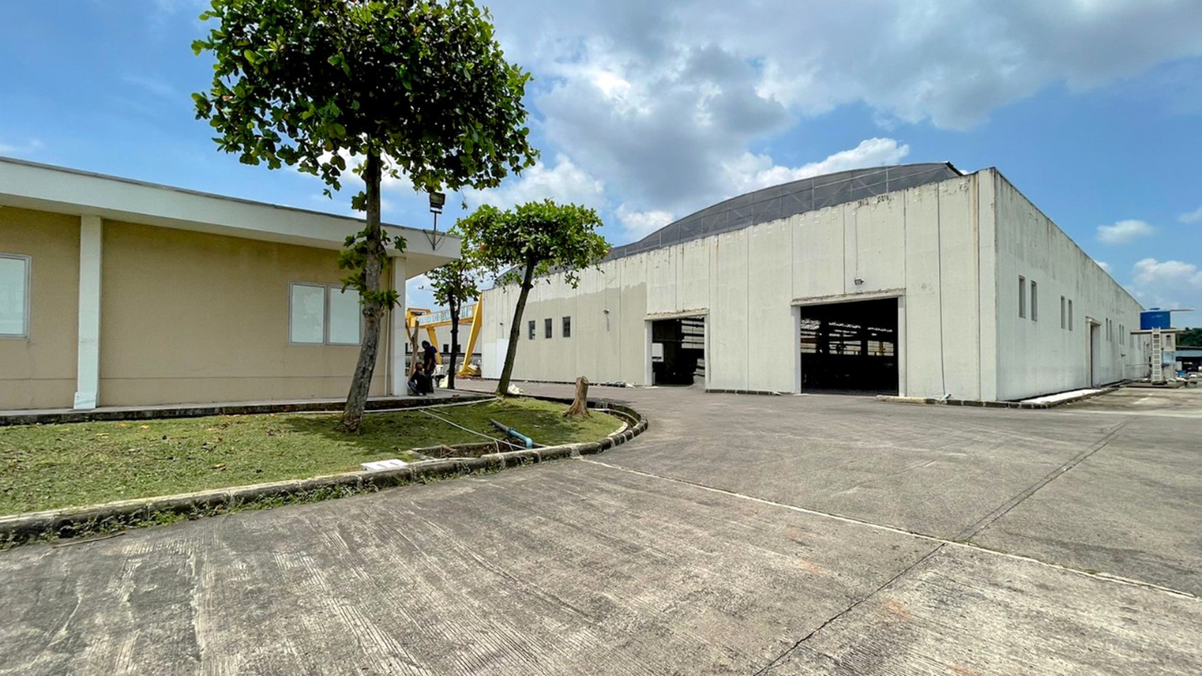 Dijual Pabrik di Daerah Industrial Karawang-Klari Luas 21 Hektar.