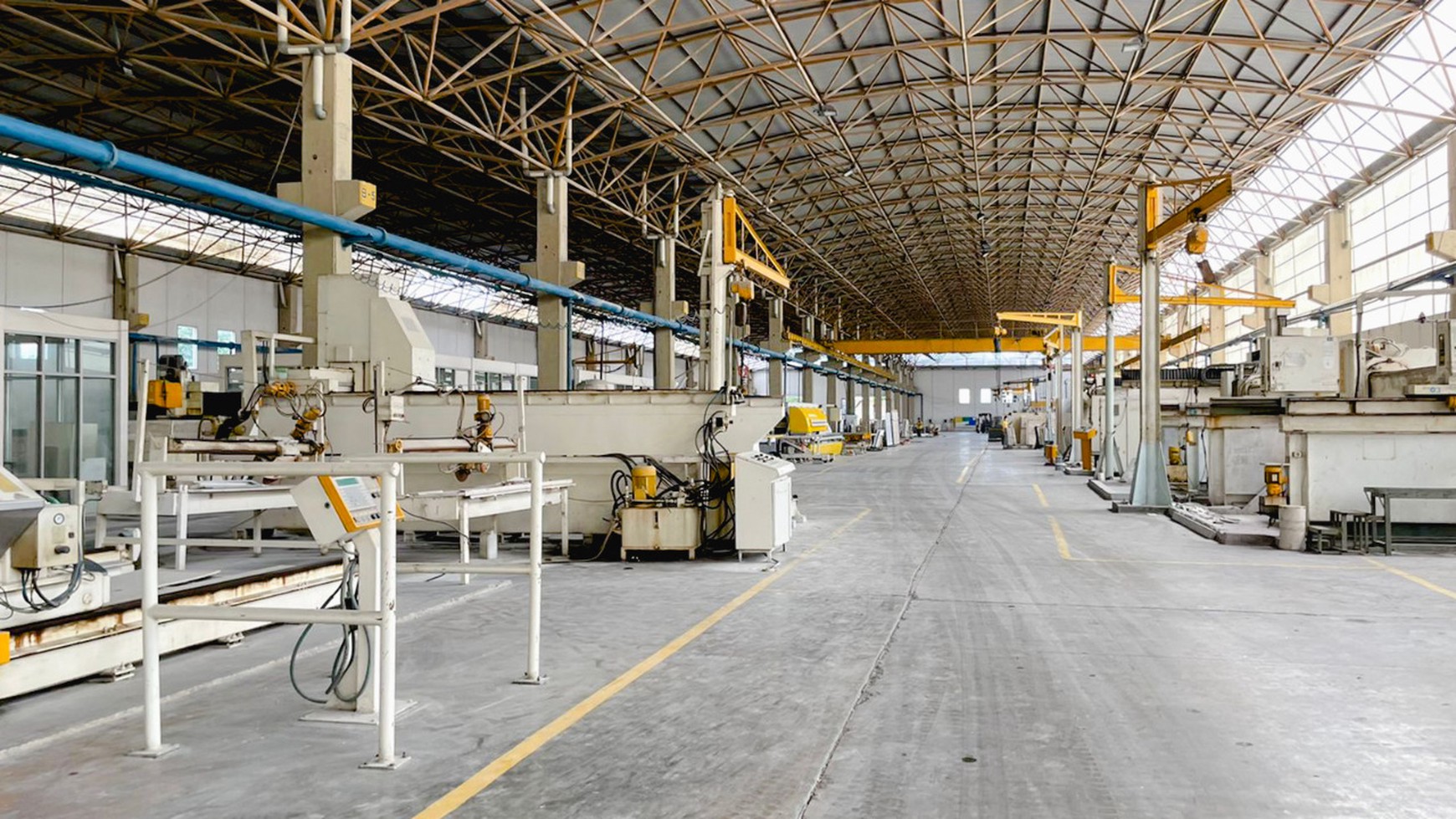 Dijual Pabrik di Daerah Industrial Karawang-Klari Luas 21 Hektar.