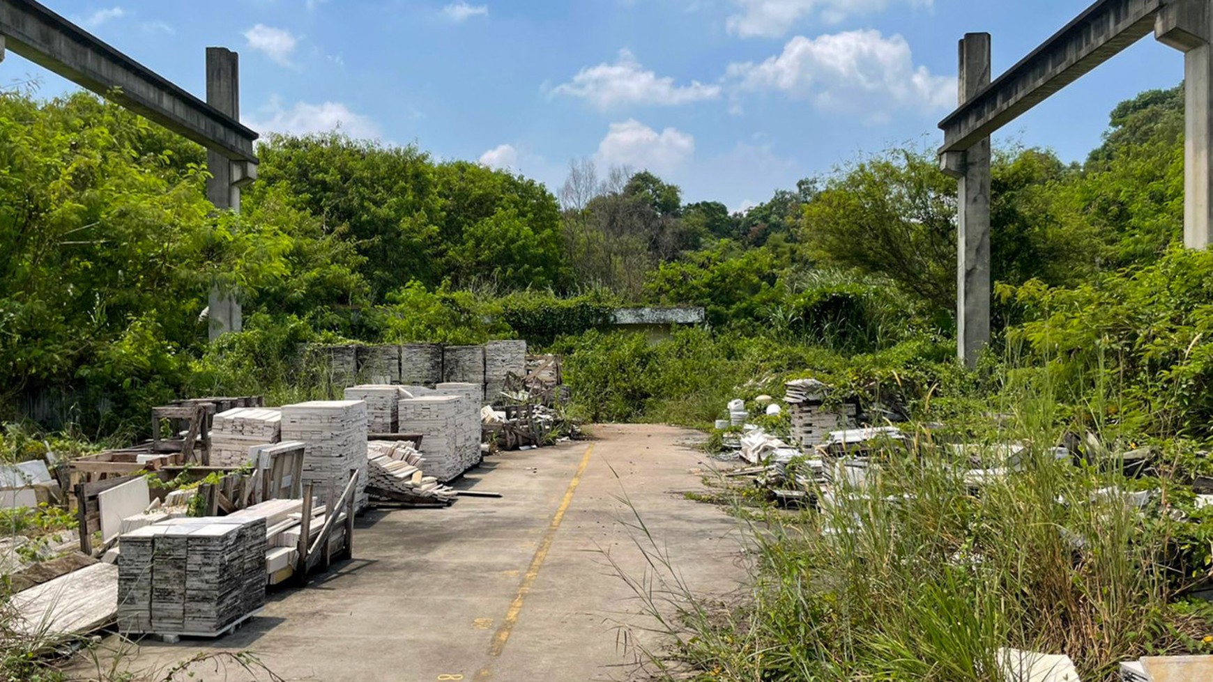 Dijual Pabrik di Daerah Industrial Karawang-Klari Luas 21 Hektar.