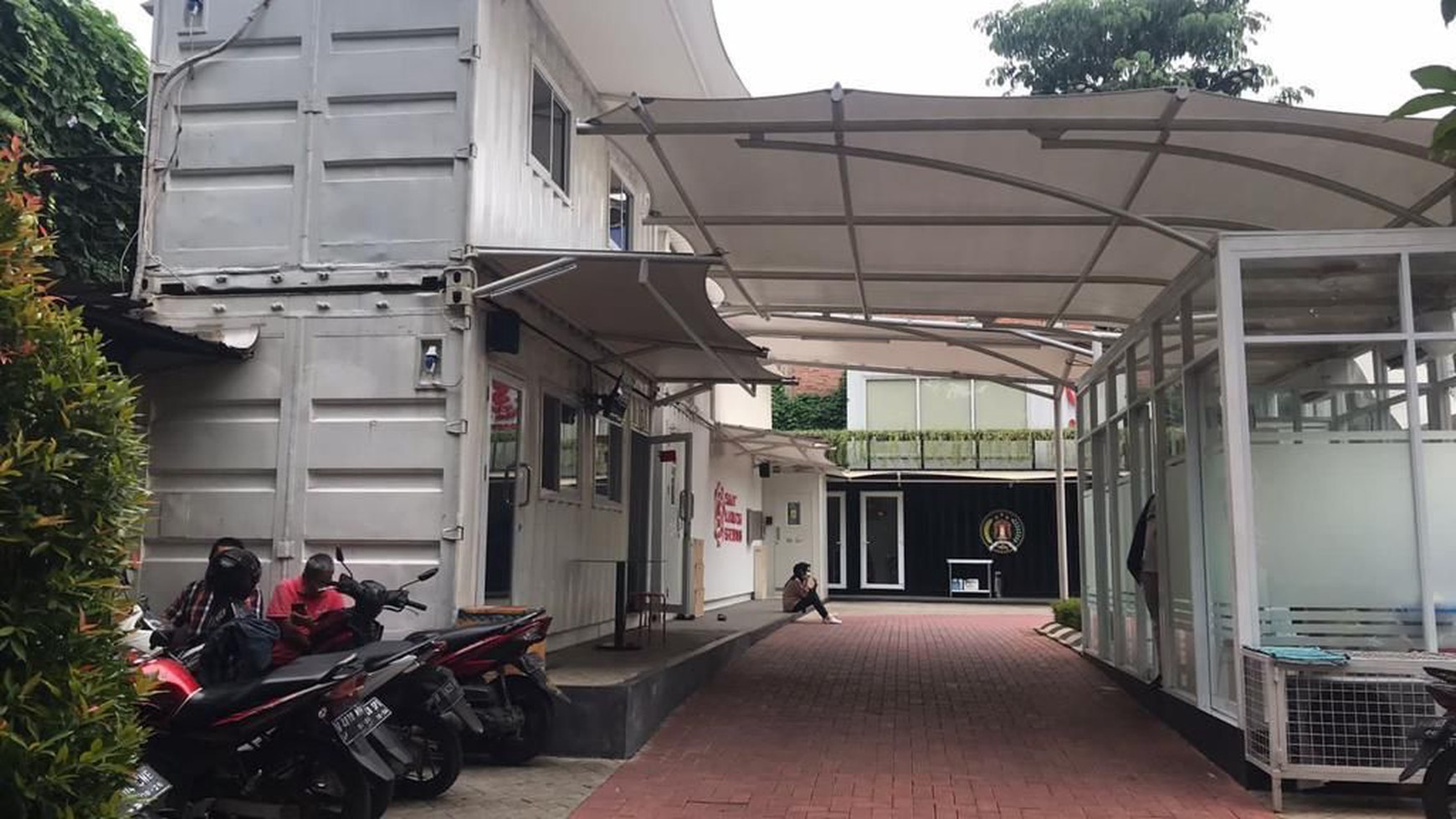 TANAH DIJUAL - LOKASI PREMIUM DI KEBAYORAN BARU, JAKARTA SELATAN