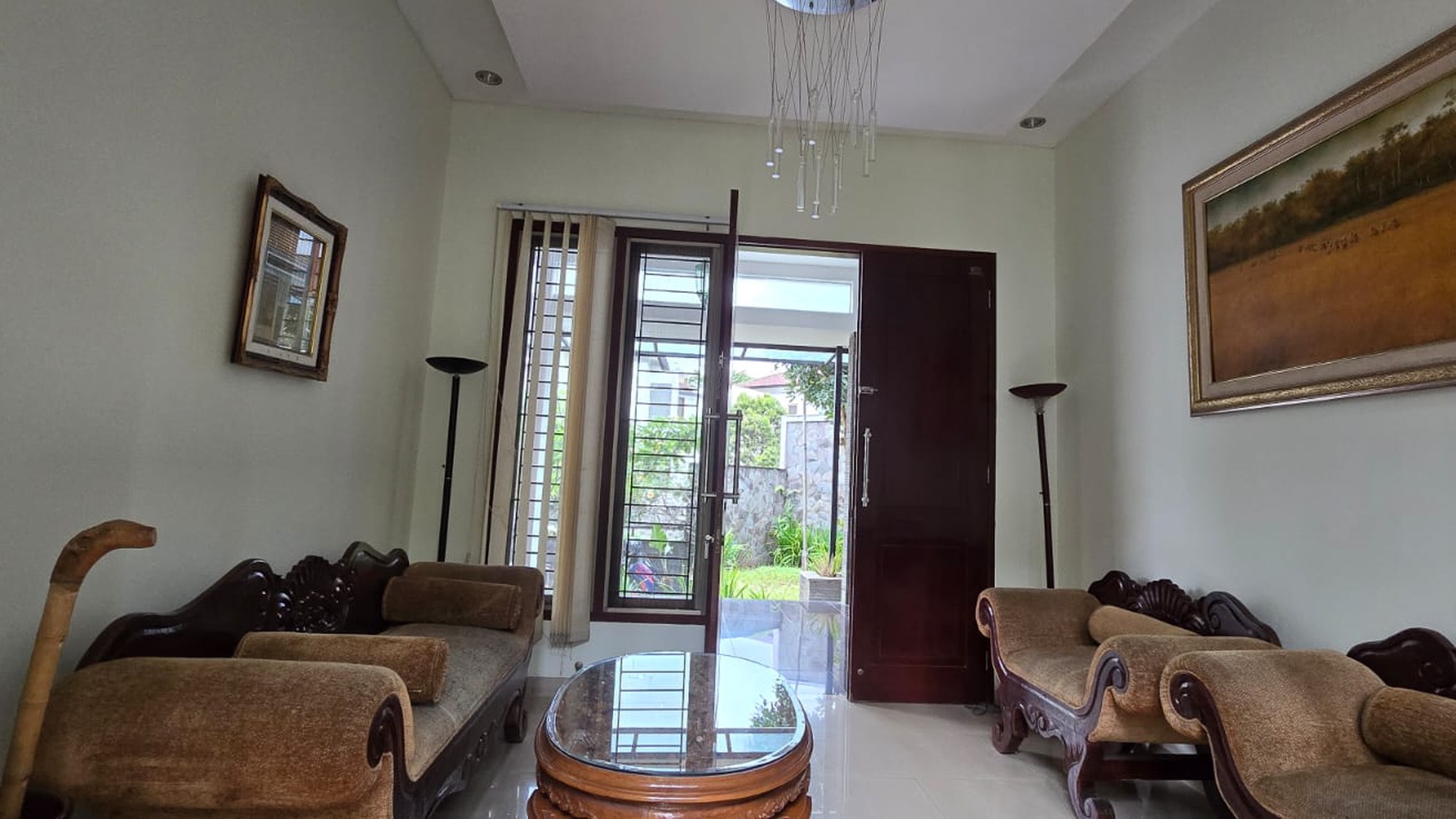 Rumah Lux Full Furnished di Bandung Utara Setraduta