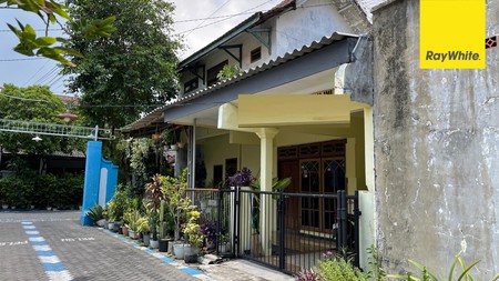 Dijual Rumah SHM Strategis di Kebraon Utama Surabaya