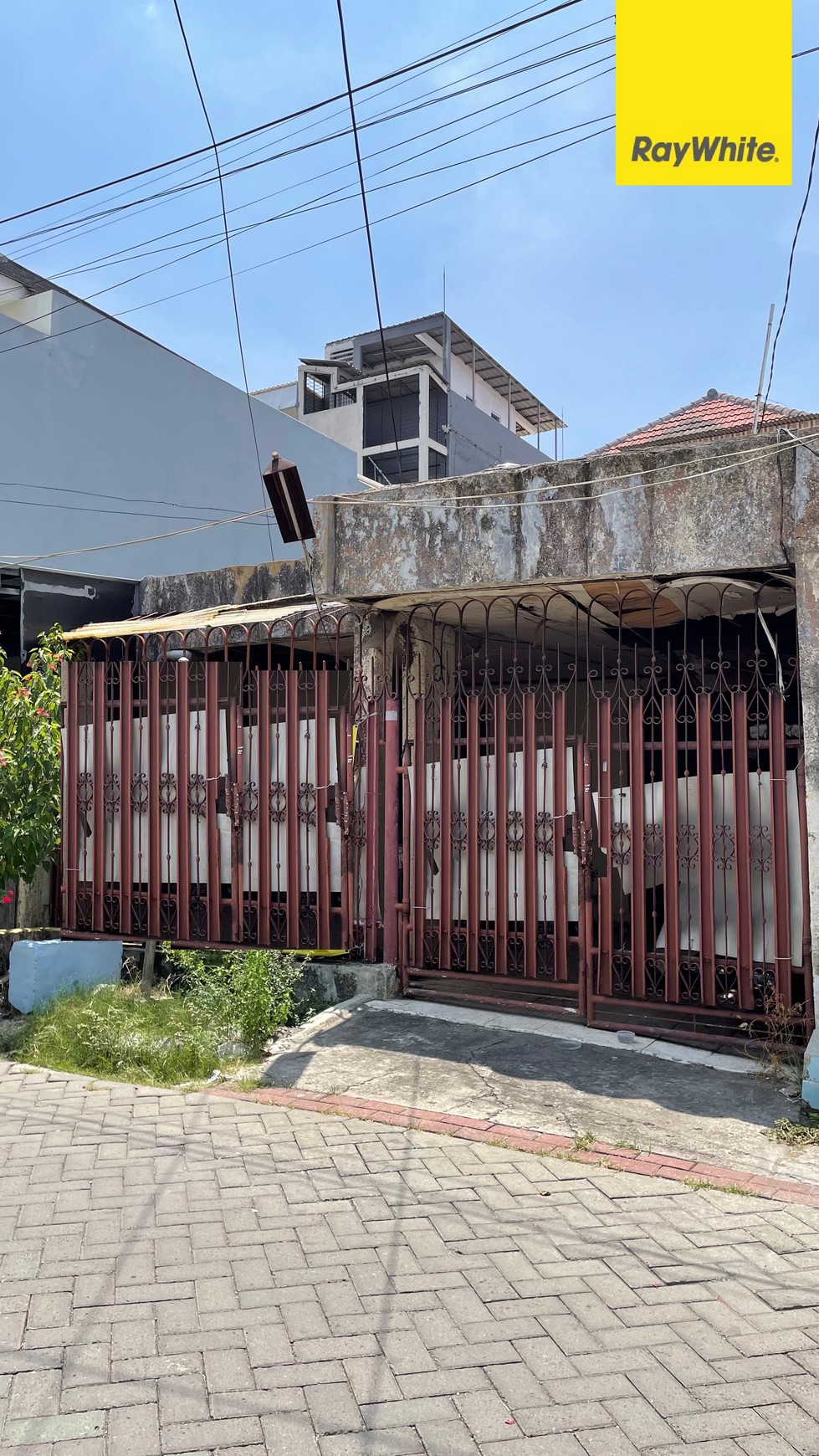 Dijual Rumah SHM di Darmo Indah Barat Surabaya