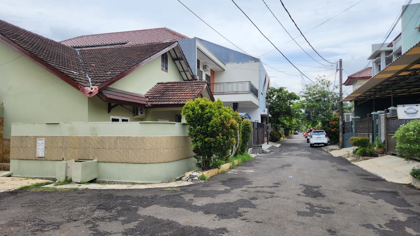 Rumah Tinggal Siap Huni Jalan Taman Angsana Jakasetia Bekasi Selatan