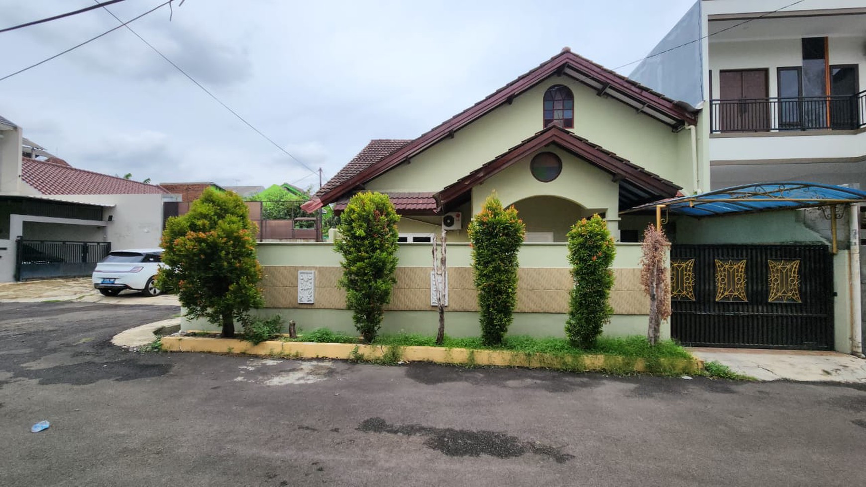 Rumah Tinggal Siap Huni Jalan Taman Angsana Jakasetia Bekasi Selatan