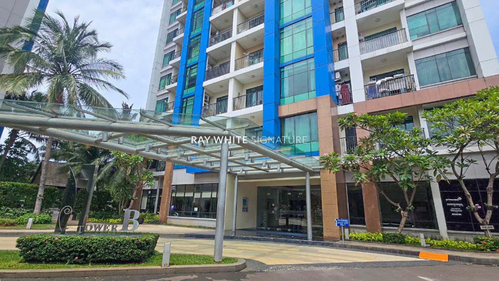 Dijual Hampton Park Apartemen 3BR Furnished Kondisi Bagus Cilandak Jakarta Selatan 