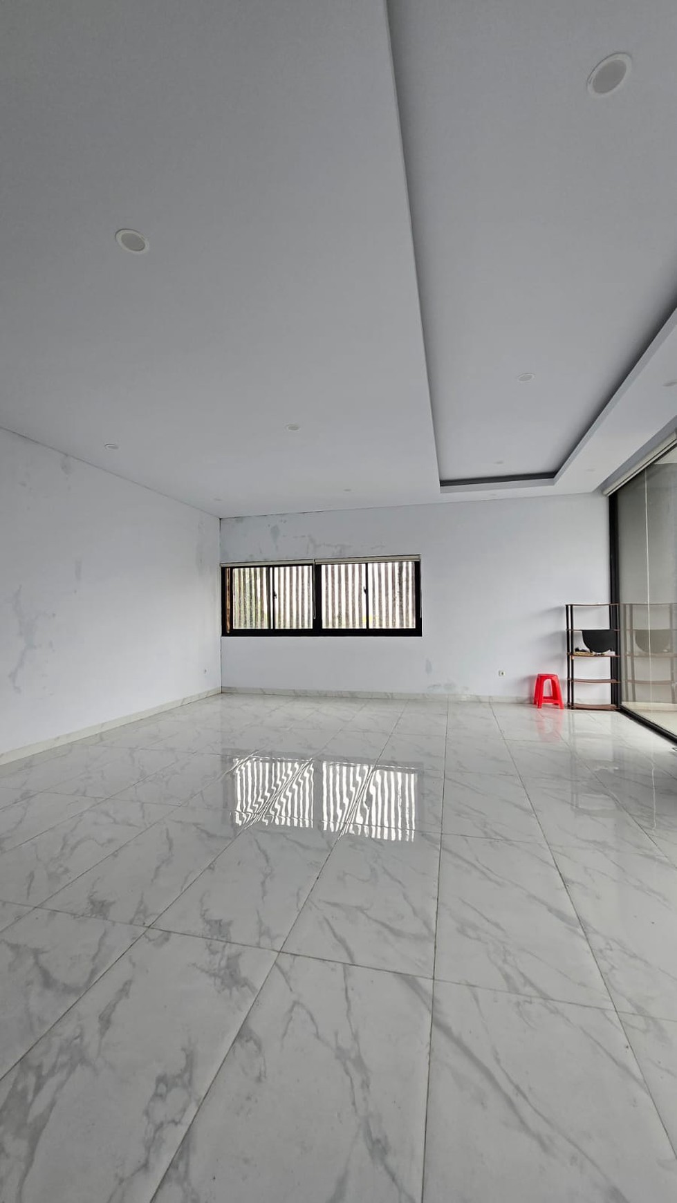 Peluang Investasi Terbaik! Restaurant 4 Lantai di Puncak Bogor - Lokasi Ramai & Strategis