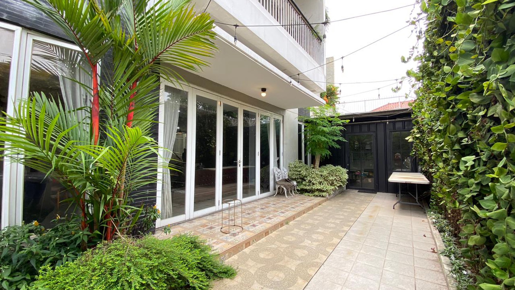 Lebak Bulus Belakang Siloam Rumah 3 lantai Luas 331 Dalam Cluster