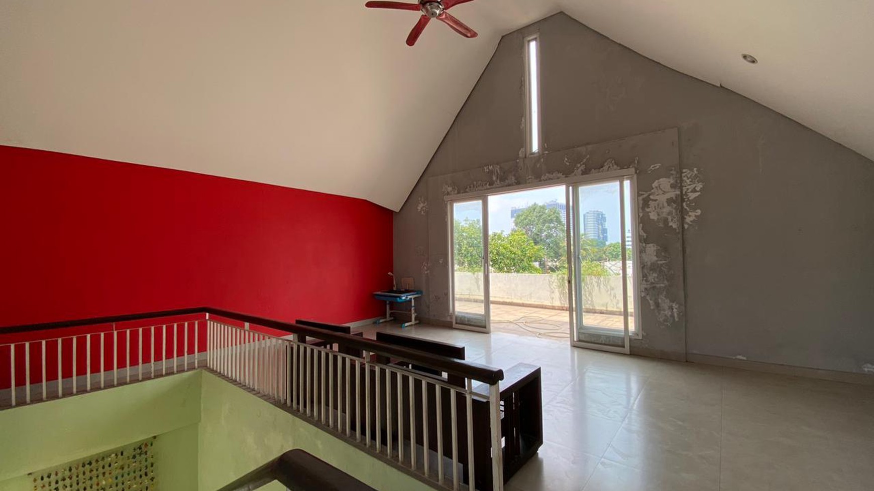 Lebak Bulus Belakang Siloam Rumah 3 lantai Luas 331 Dalam Cluster