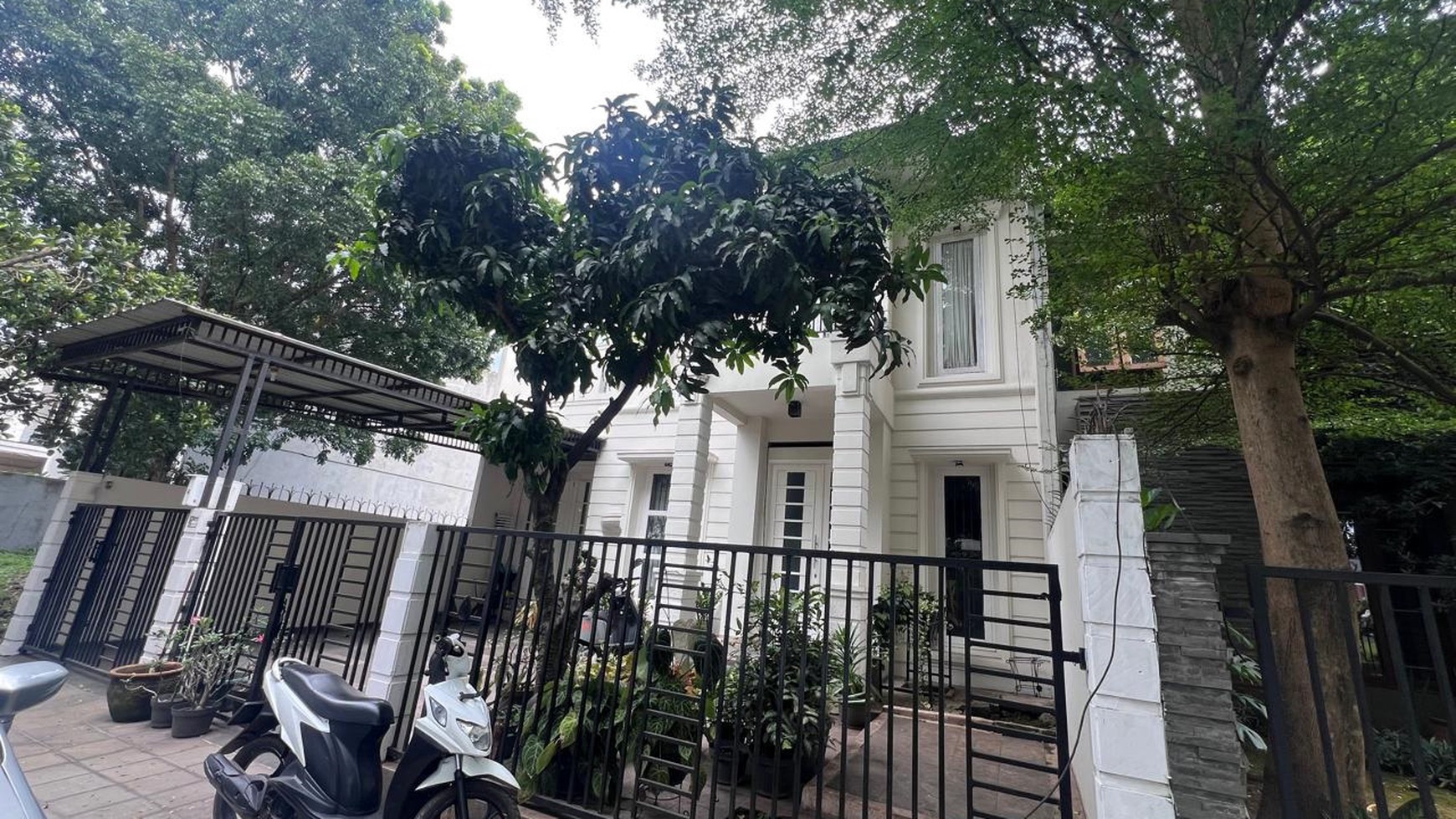 Rumah Hitung Tanah Area Cipete