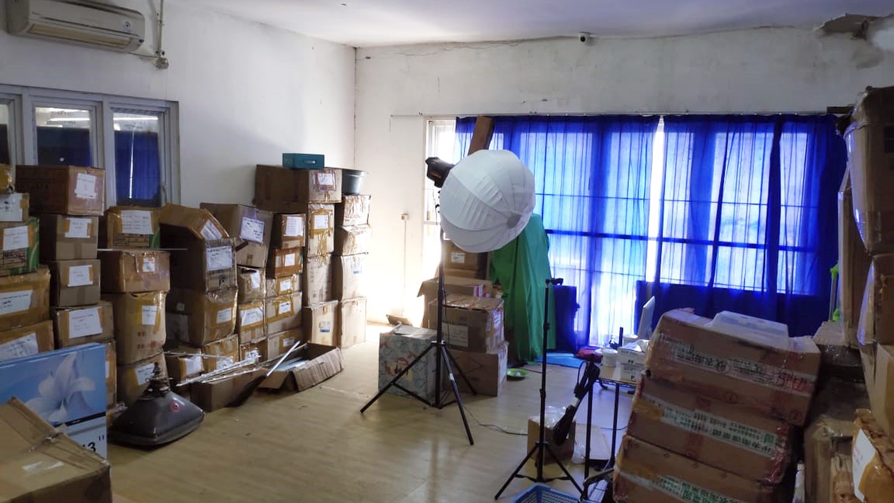 Rumah Hitung Tanah Area Cipete