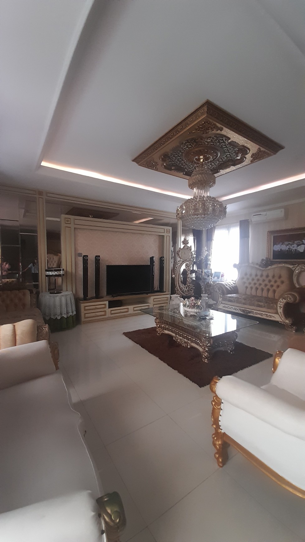 Rumah Hitung Tanah Area Cipete