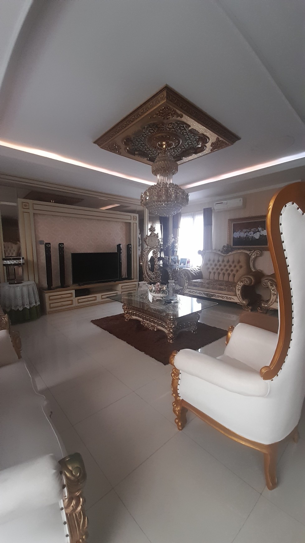 Rumah Hitung Tanah Area Cipete