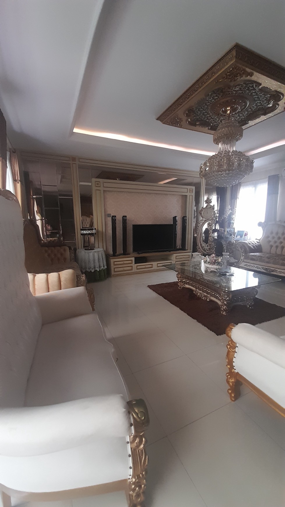 Rumah Hitung Tanah Area Cipete