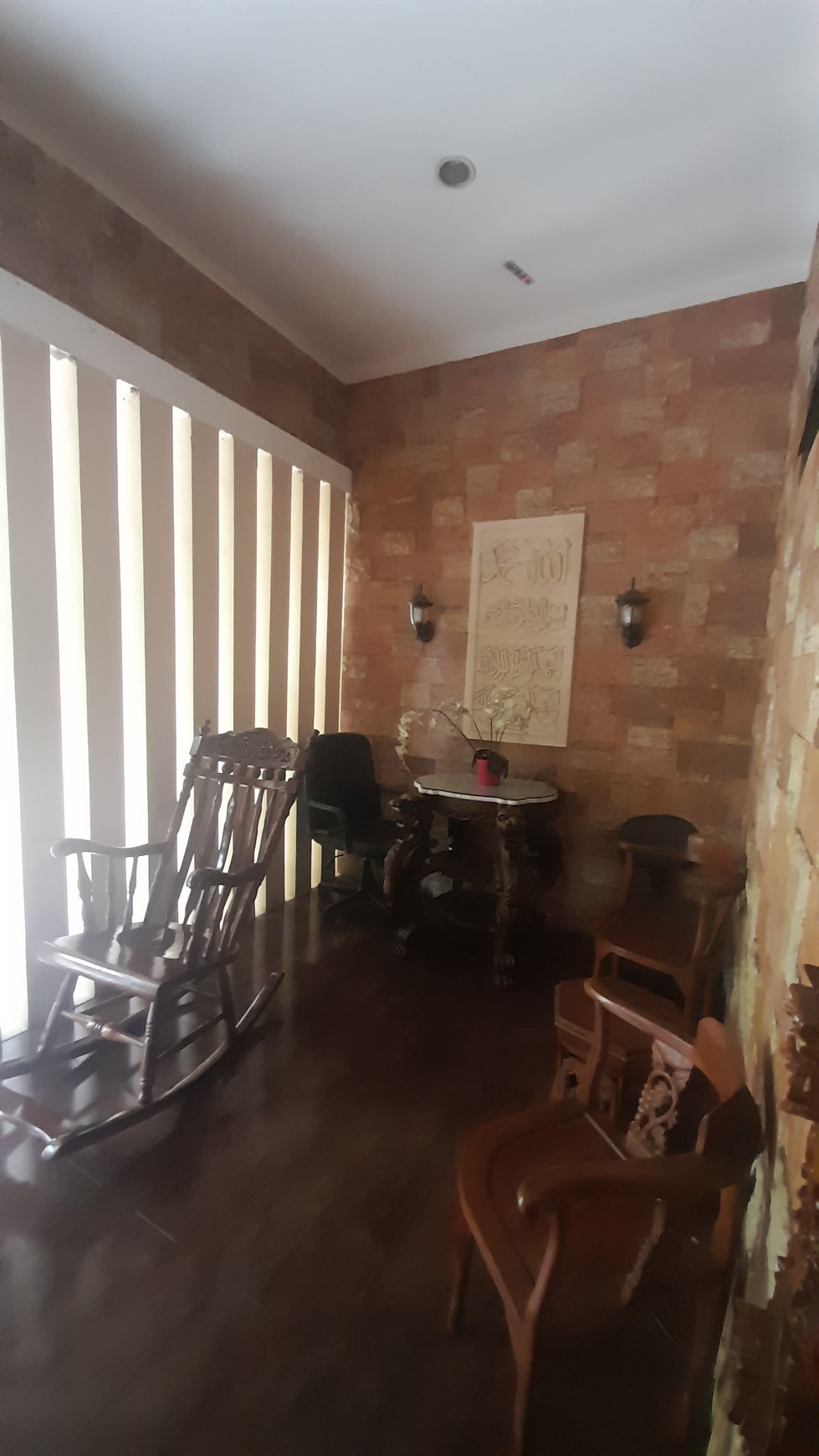 Rumah Hitung Tanah Area Cipete