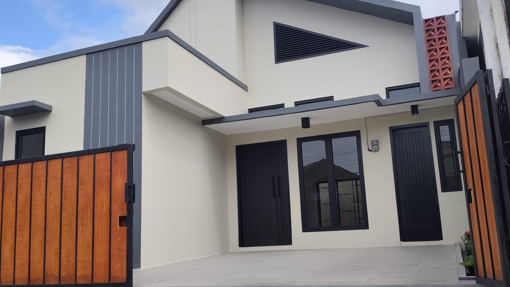 Rumah Hitung Tanah Area Cipete