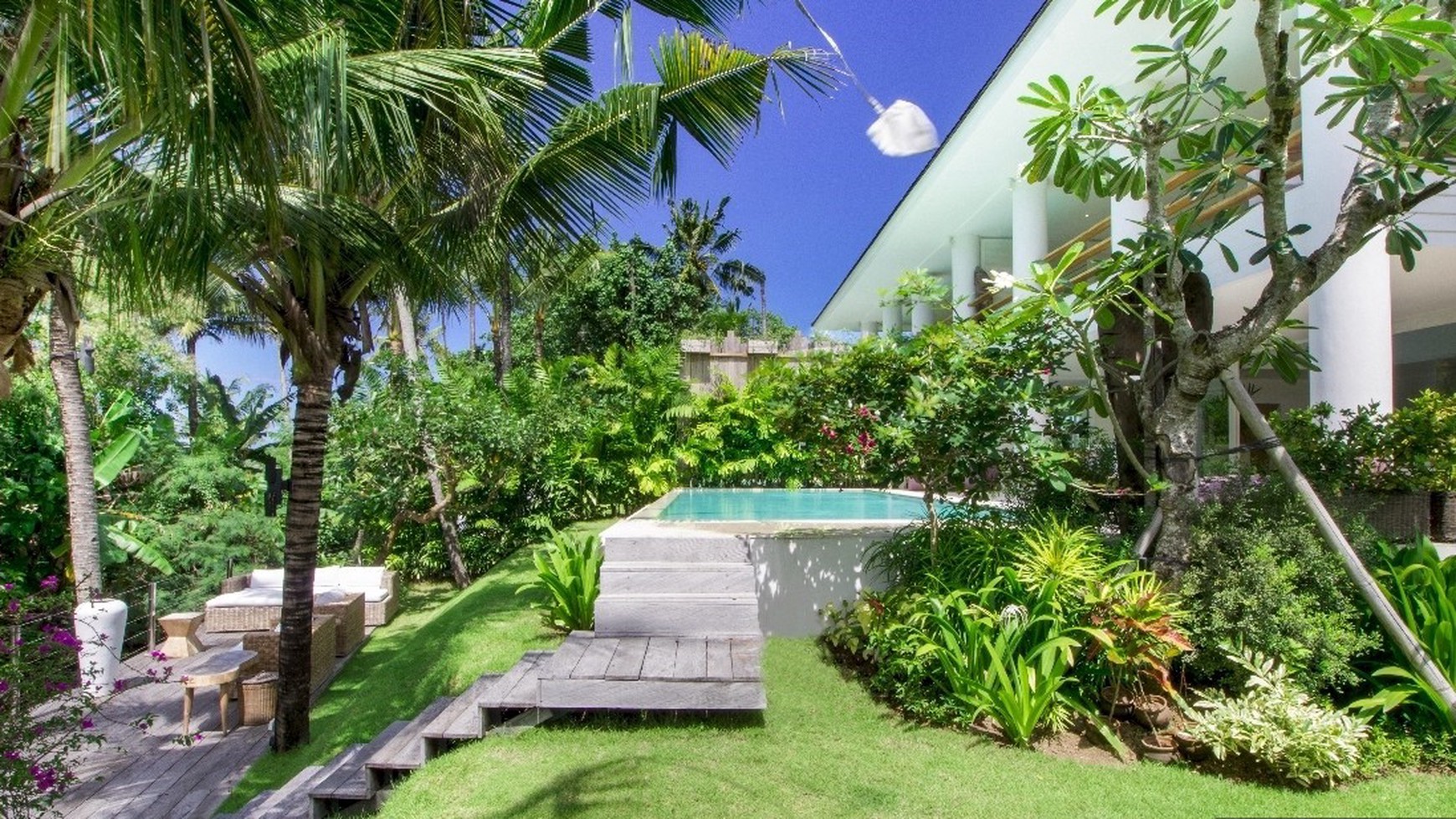Luxury Designer Twin Villas Pererenan Bali with Amazing Views