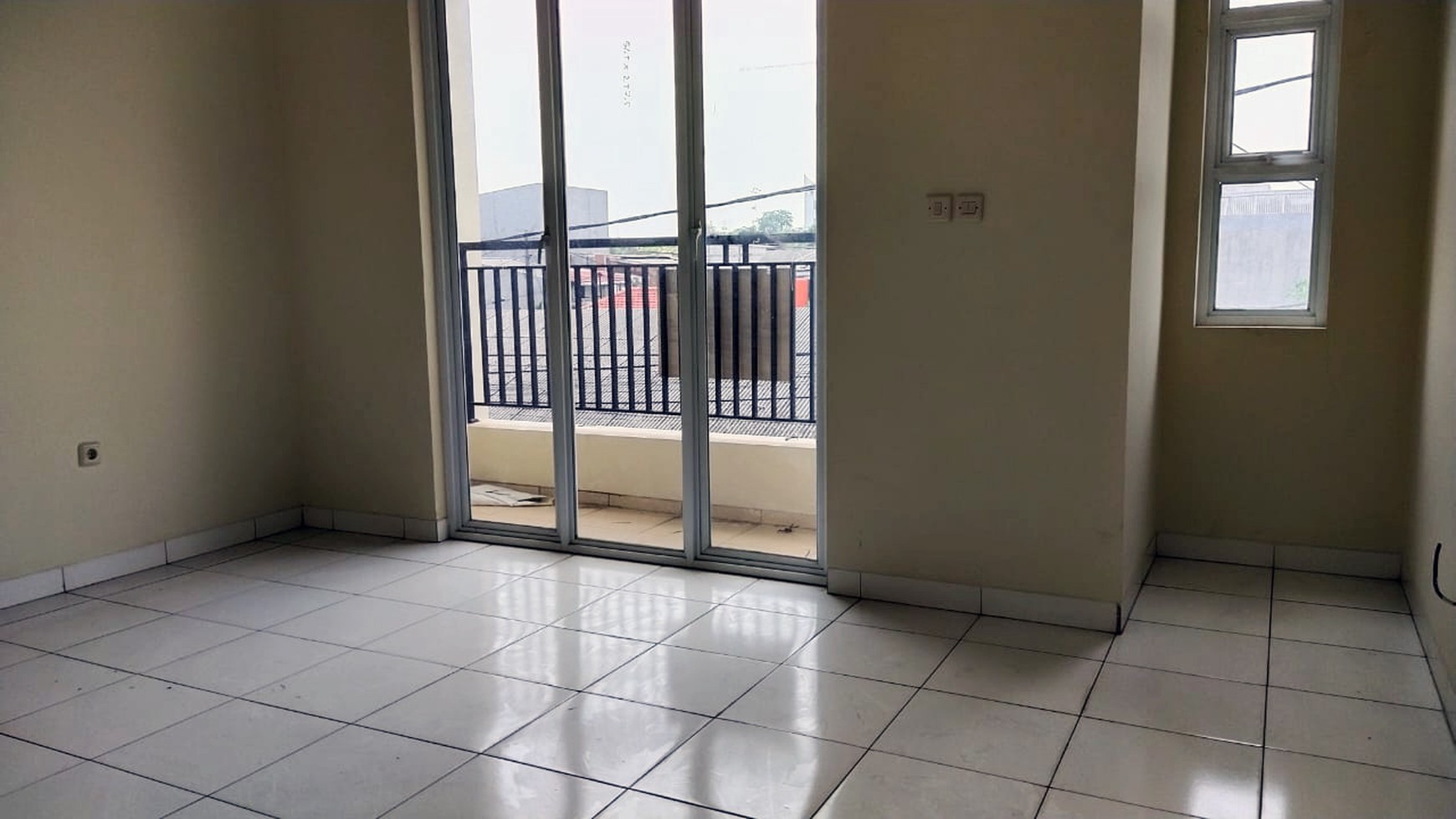 DIJUAL RUMAH di Jalan Bambu Kuning - Cengkareng - Jakarta Barat
