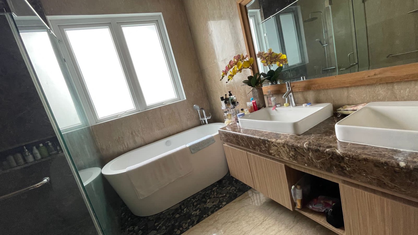 Dijual Modern Home Area Tebet Jakarta Selatan