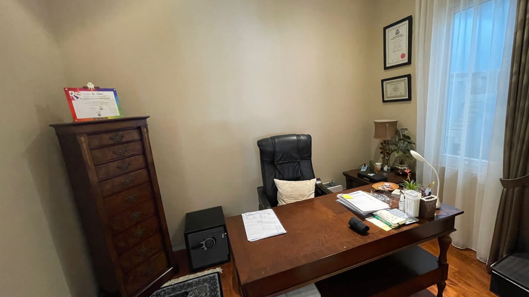 Dijual Modern Home Area Tebet Jakarta Selatan