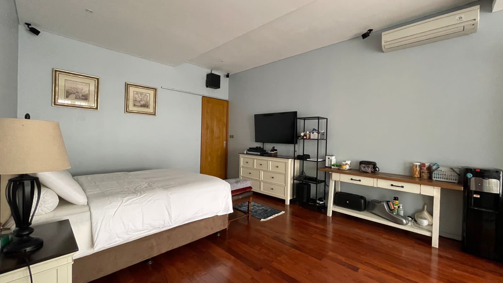 Dijual Modern Home Area Tebet Jakarta Selatan