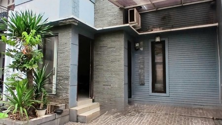 Rumah siap huni bagus di pondok aren