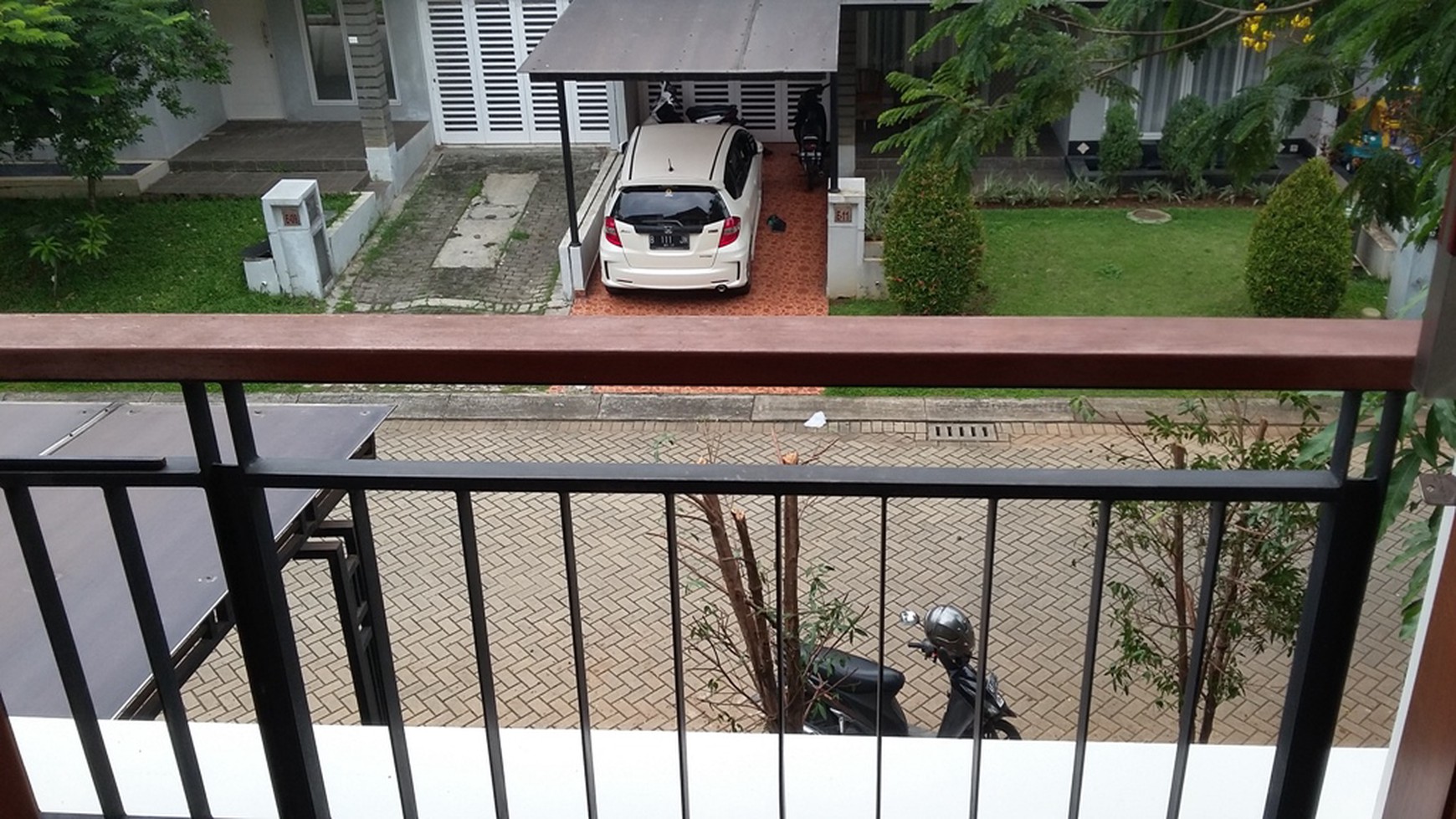 Rumah Emerald View Bintaro 9